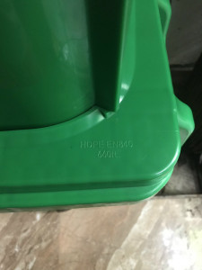 Thùng rác nhựa 660L thumb
