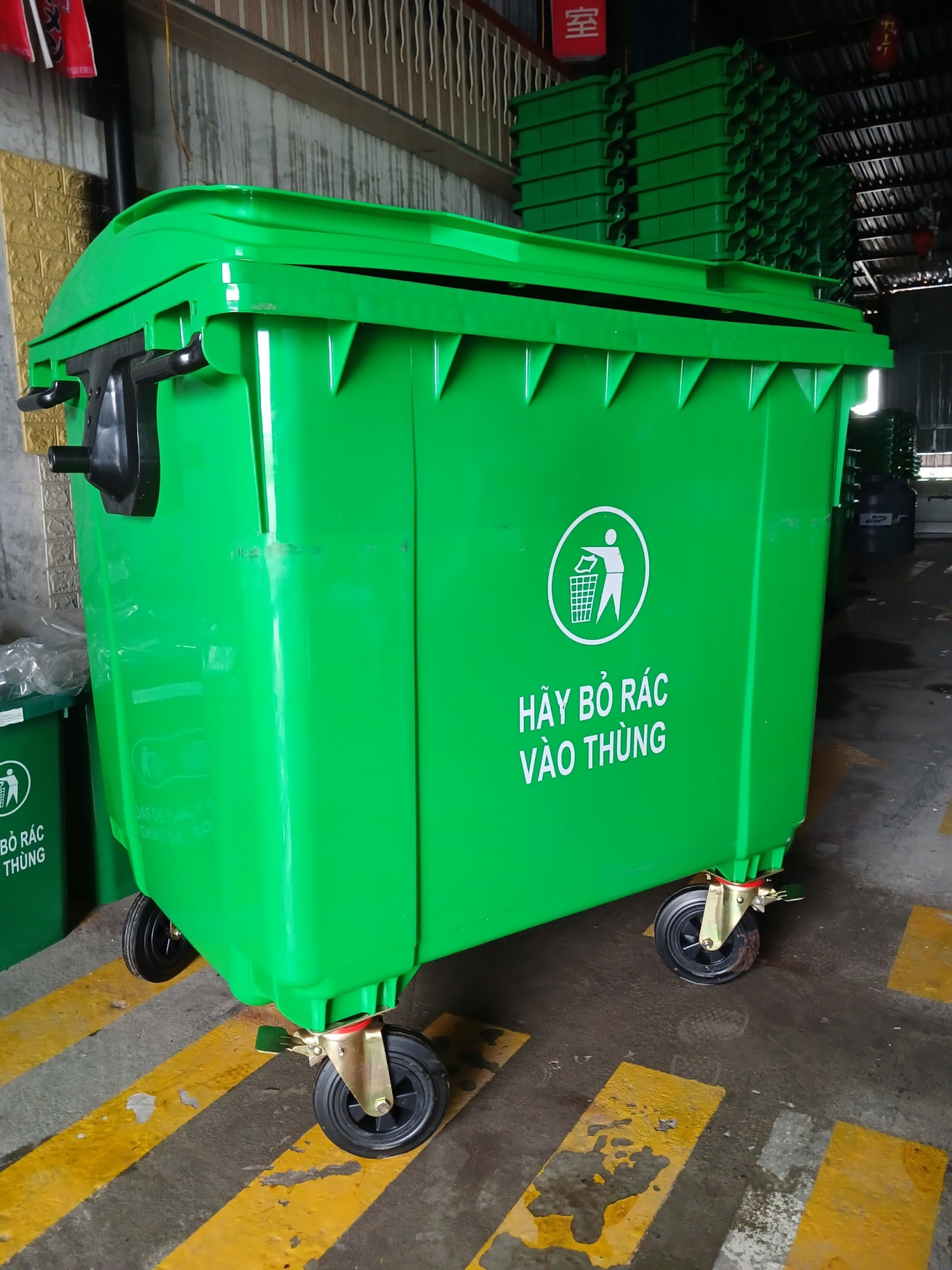 Thùng rác nhựa HDPE 1100L