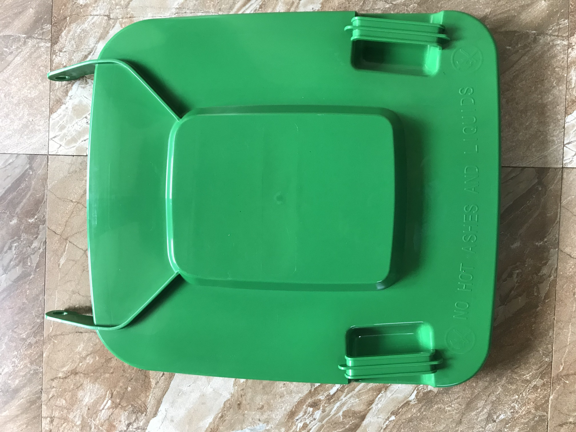 Thùng rác nhựa HDPE 240 lít đủ 8 màu: Xanh lá, vàng, cam, trắng, xám, xanh dương, đỏ, đen